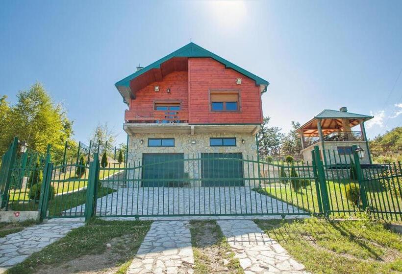 بانگلوی لوکس, & Resort Gacka