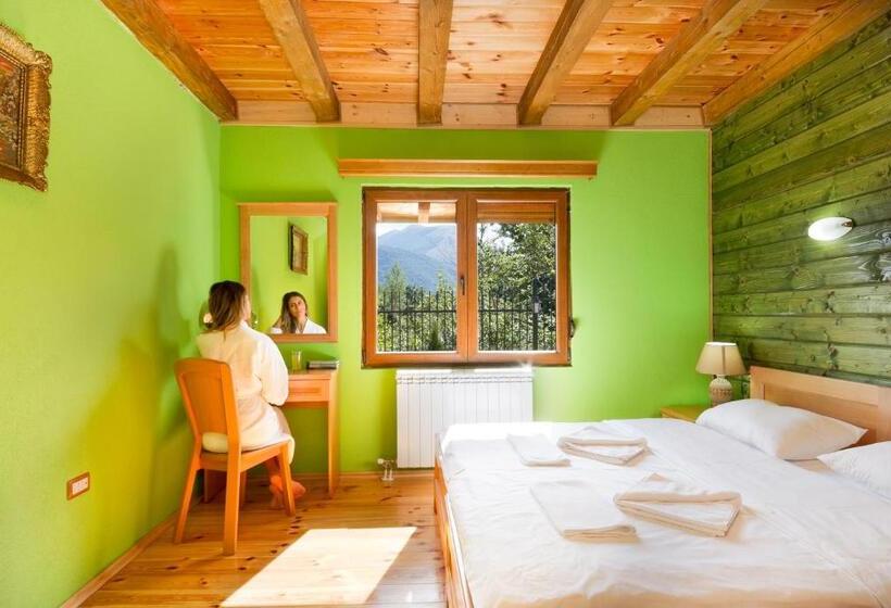 بانگلوی لوکس, & Resort Gacka