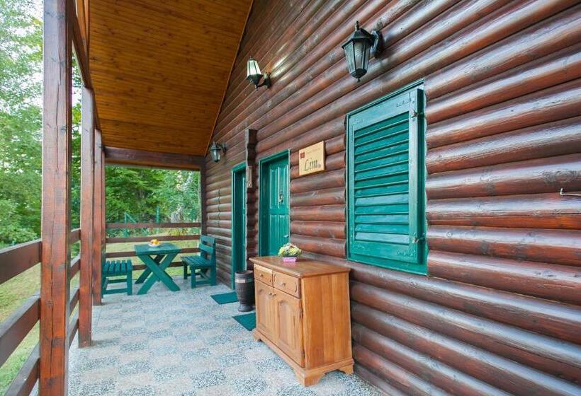 اتاق استاندارد, & Resort Gacka