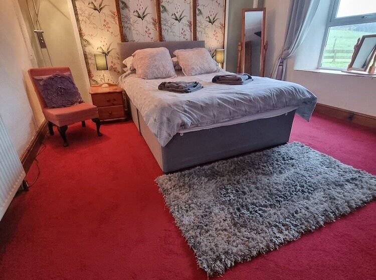 Номер Стандарт, The West Country Inn
