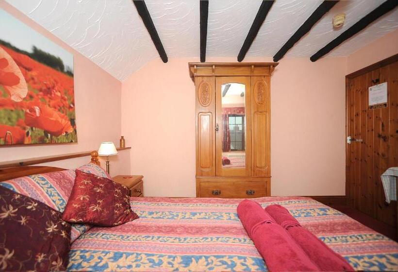 غرفة قياسية, The West Country Inn