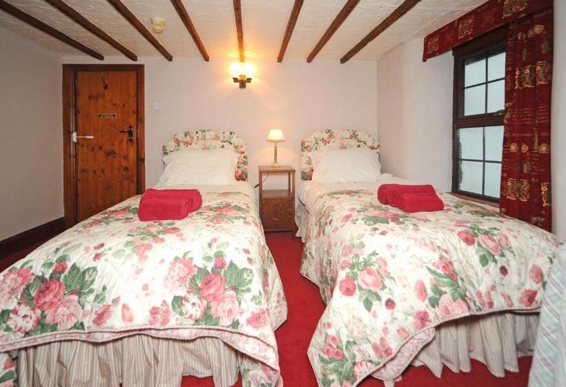 Номер Стандарт, The West Country Inn