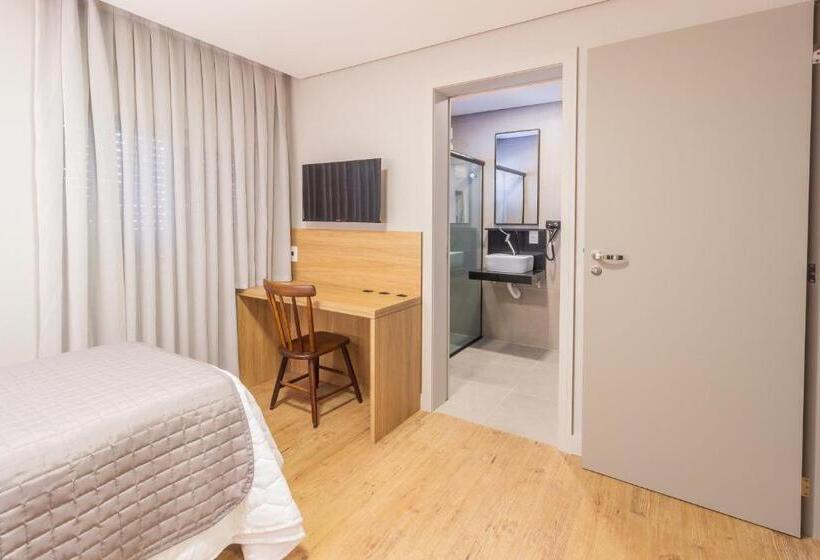 스탠다드 싱글 룸, Werlich