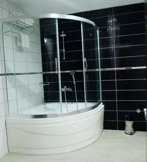 اتاق استاندارد یک نفره, Lavin Hotel & Spa