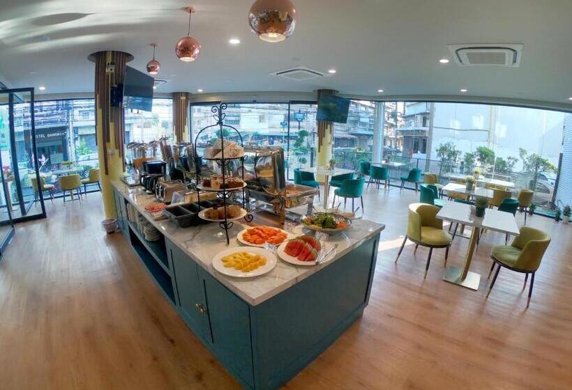 スタンダードトリプルルーム, Siri Oriental Bangkok