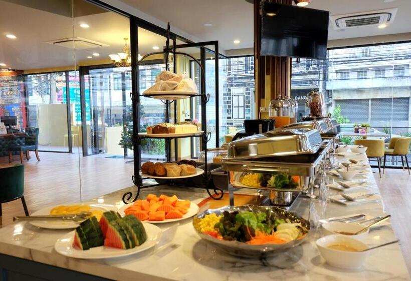 スタンダードトリプルルーム, Siri Oriental Bangkok