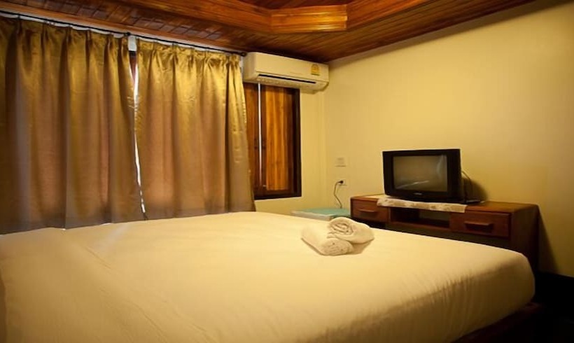 اتاق استاندارد, Srisawat Resort