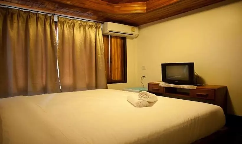 スタンダードルーム, Srisawat Resort
