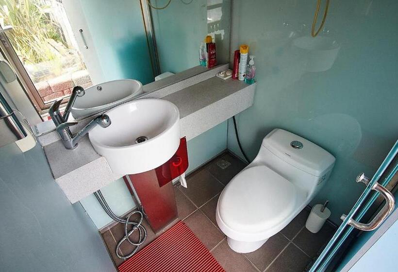 غرفة أساسية فردية, Applaud Bnb