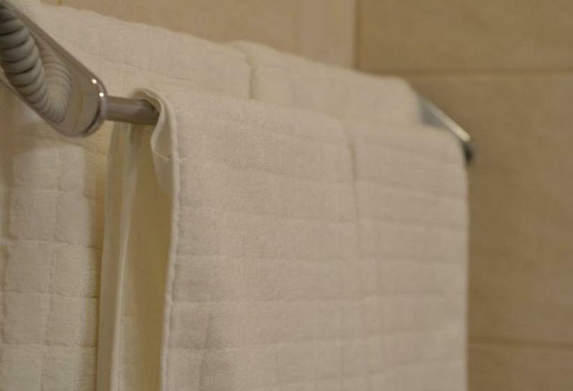 اتاق استاندارد, Liepa