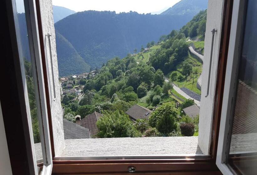 이코노미 쿼드러플룸(공용 화장실), Ristorante Bellavista