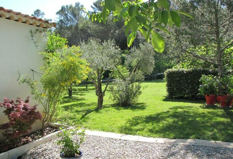 标准房带园景, Casa Rurale Lou Pichoun Nis