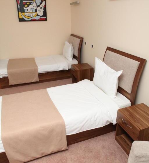 اتاق استاندارد با بالکن, Arena Hotel Kur