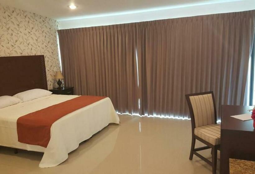 キングサイズベッドのデラックスルーム, Roazi