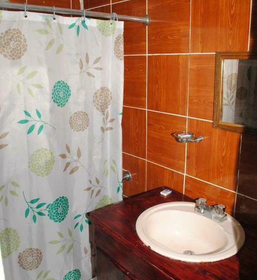 بانگلوی استاندارد, Bluefields On The Bay