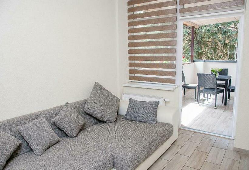 اتاق استاندارد با بالکن, Villa Verdaine