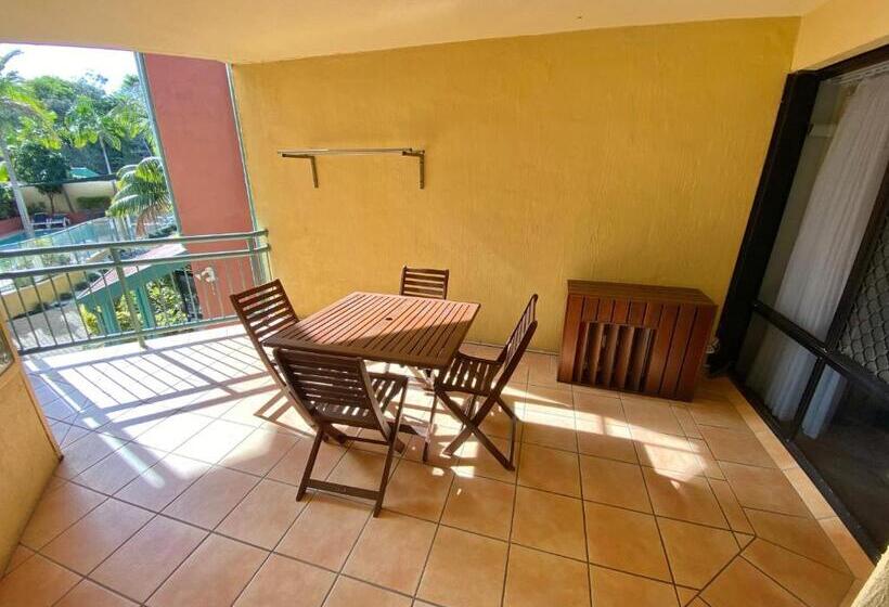 דירת שלושה חדרים, Beaches Holiday Resort