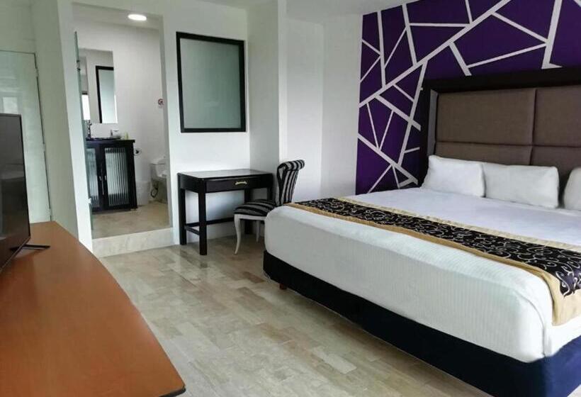 스탠다드 룸 킹사이즈 침대, Green 16