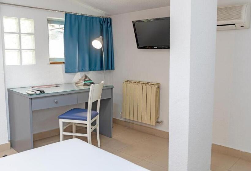 스탠다드 트리플 룸, Alda Centro Palencia