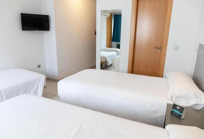 스탠다드 트리플 룸, Alda Centro Palencia