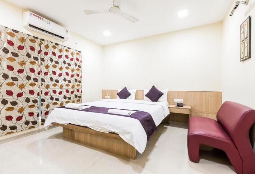 اتاق لوکس, Lynq Cico