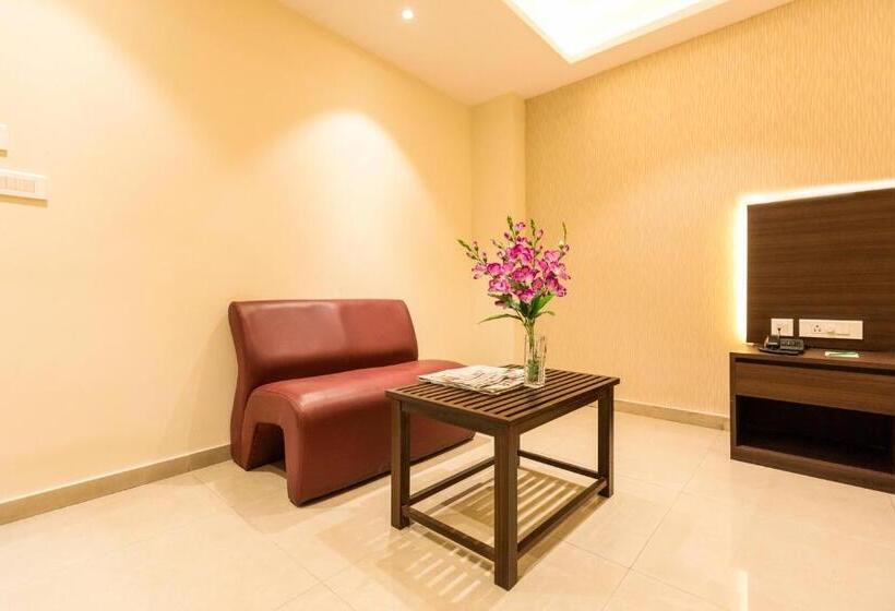 اتاق سوپریور یک تخته, Lynq Cico