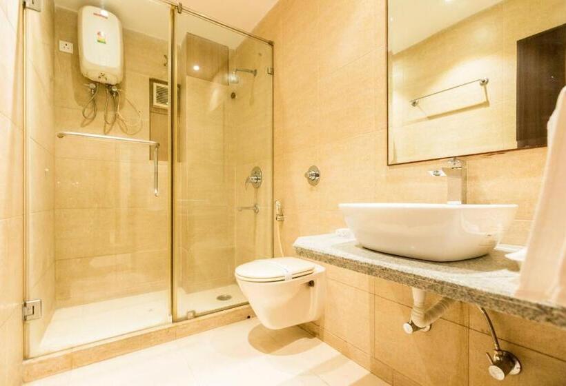 اتاق سوپریور خانوادگی, Lynq Cico