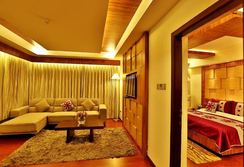 로얄 스위트, Olive Downtown