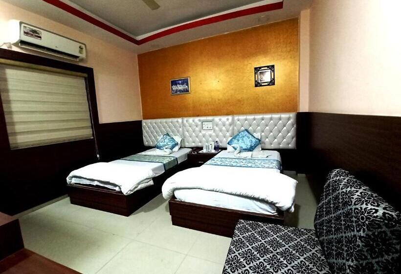 Номер Executive, Om International