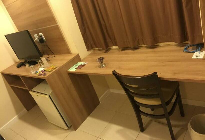 디럭스 룸, Palace Hotel Campos Dos Goytacazes