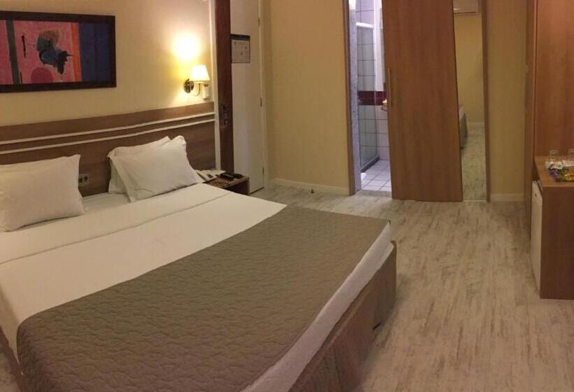 디럭스 룸, Palace Hotel Campos Dos Goytacazes