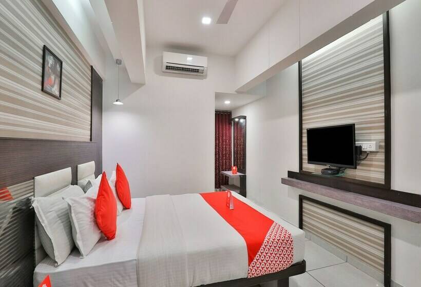 デラックスルーム, Salute