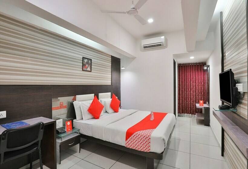 デラックスルーム, Salute