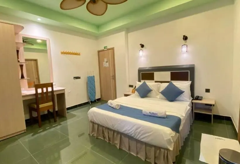 اتاق لوکس با بالکن, Alimas Holiday Retreat Maldives