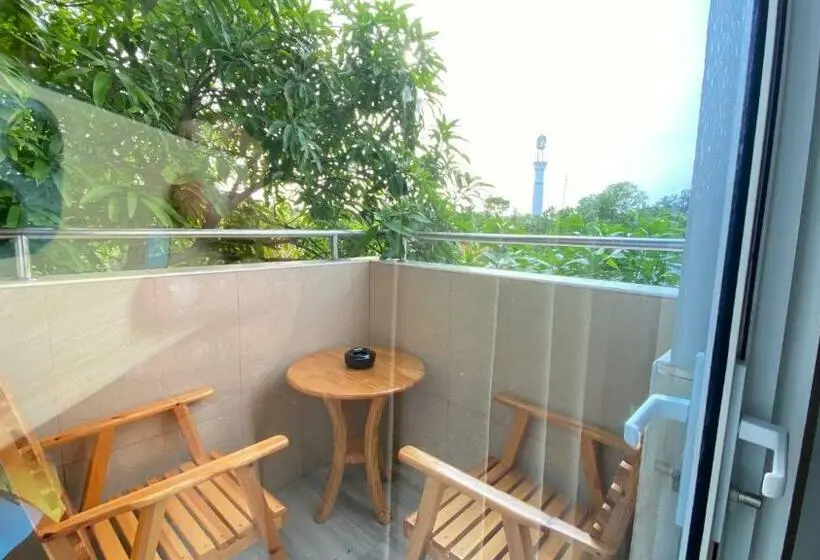 اتاق لوکس با بالکن, Alimas Holiday Retreat Maldives
