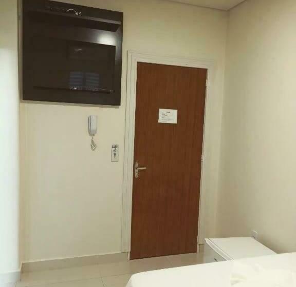 スタンダードルーム, El Shadday