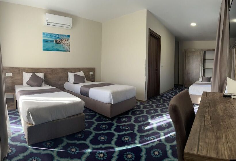 חדר סופריור לשלושה, İpsala Park