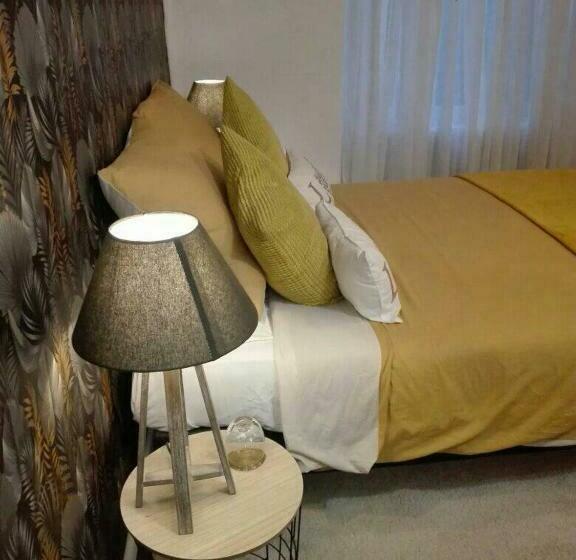 带大床的标准间, L Esquilon Chambre D Hôte