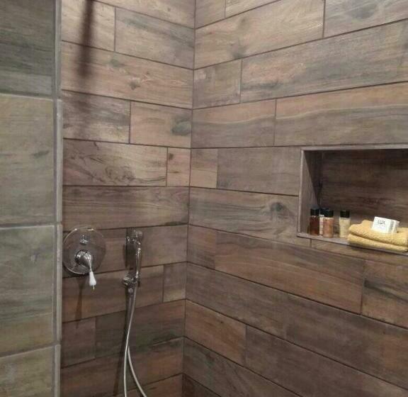 带大床的标准间, L Esquilon Chambre D Hôte