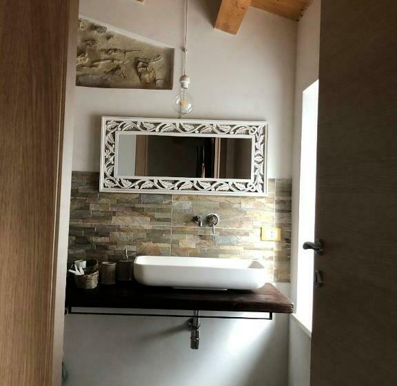 标准间, Verso Est