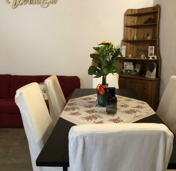 标准间, Verso Est