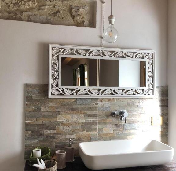 标准间, Verso Est