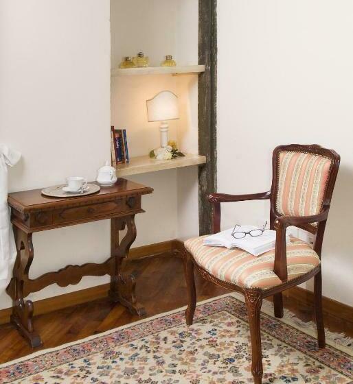 آپارتمان 1 خوابه, Accademia Residence