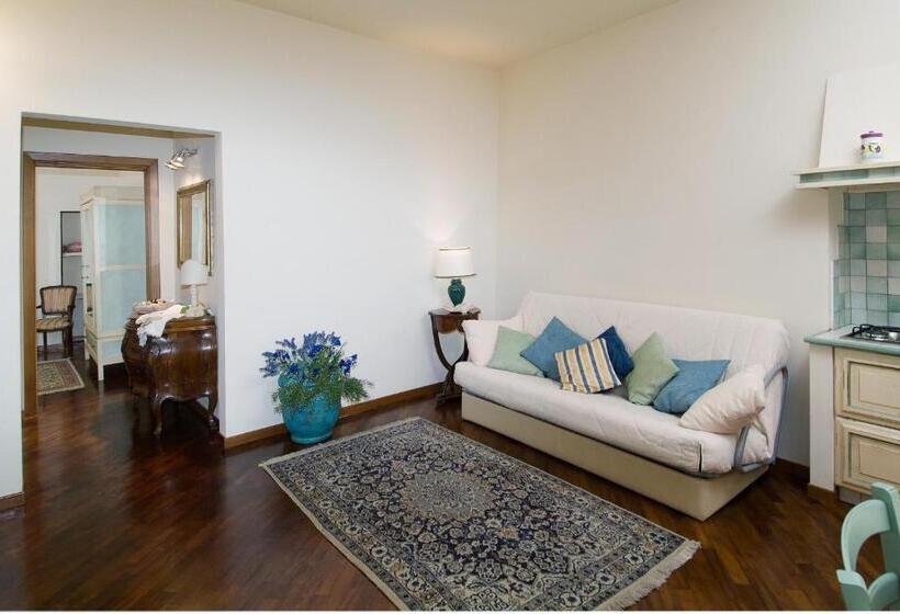 آپارتمان 1 خوابه, Accademia Residence