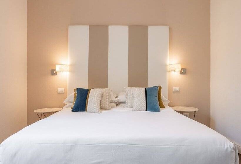 اتاق لوکس, Pley Cagliari Boutique Suites