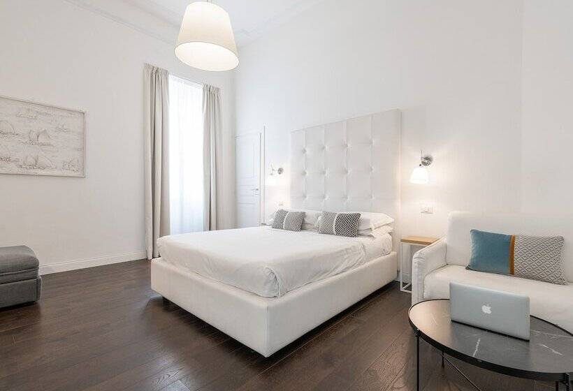 سوییت جونیور, Pley Cagliari Boutique Suites
