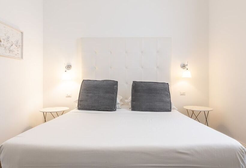 سوییت, Pley Cagliari Boutique Suites