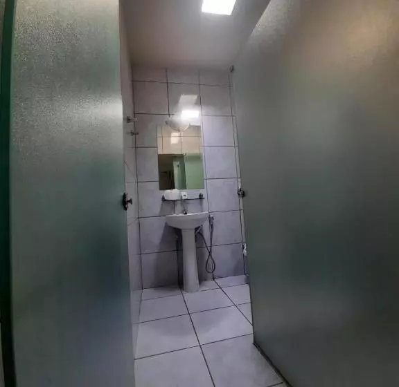 Economy Yhden Hengen Huone, 50+ Hotel Flat