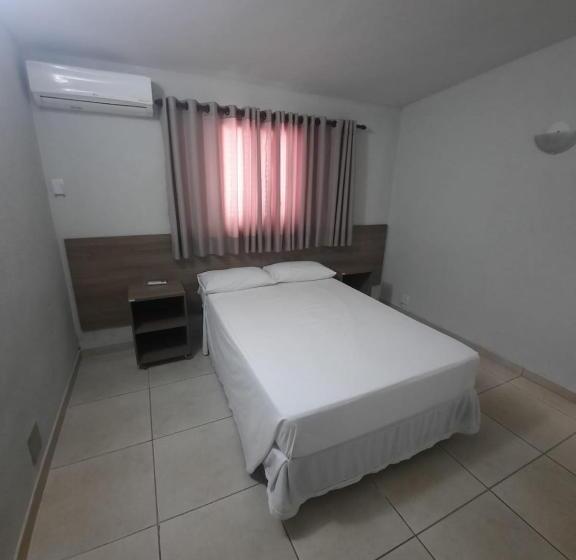 单人经济间, 50+ Hotel Flat