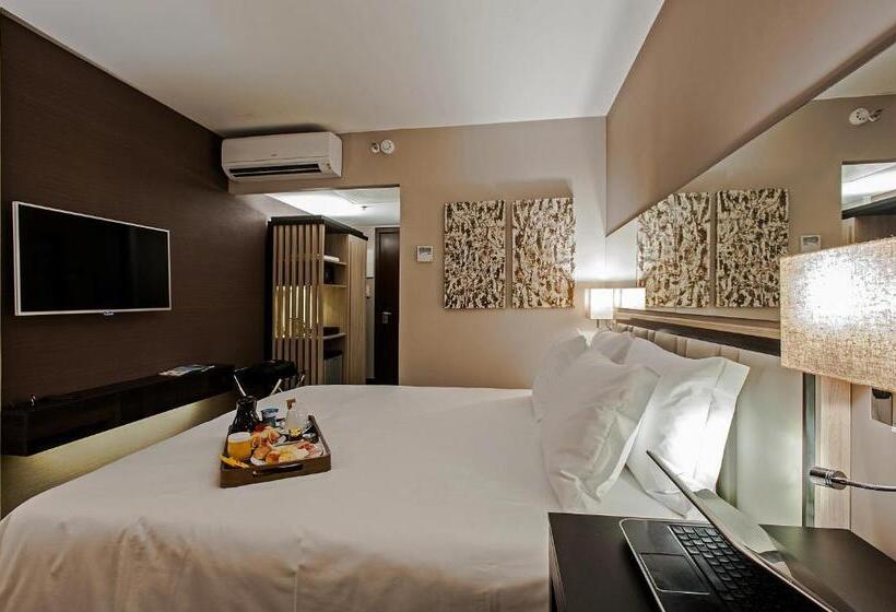 اتاق لوکس, Atlantico Prime